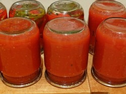 название картинки Томатный сок на зиму на мясорубке