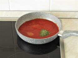 название картинки Томатный соус для пиццы