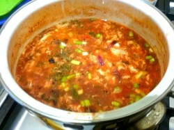 название картинки Томатный суп с морским коктейлем