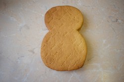 Торт цифра 8