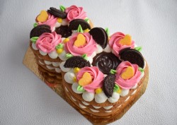 Торт цифра 8