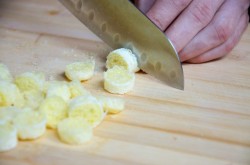 Торт из кукурузных палочек со сгущенкой на скорую руку