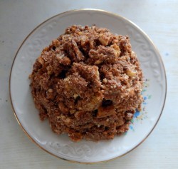 название картинки Торт из печенья и сгущенки без выпечки