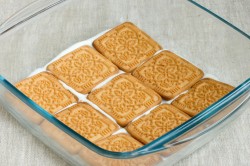 название картинки Торт из печенья и сметаны без яиц