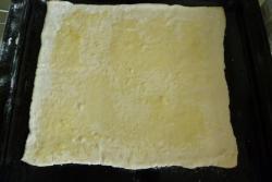 Торт из слоеного теста с шоколадным муссом