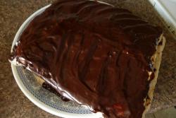 Торт из слоеного теста с шоколадным муссом