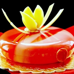 Торт Красный бархат с зеркальной глазурью