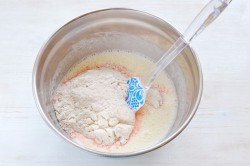 название картинки Торт Красный бархат с зеркальной глазурью