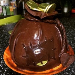 Торт Новогодний Мешочек с деньгами - шаг 18 Торт Новогодний Мешочек с деньгами - шаг 18