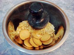 Классический торт Муравейник со сгущенкой без выпечки