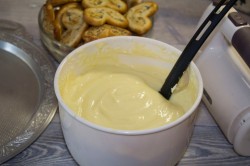 Торт Наполеон из печенья ушки без выпечки