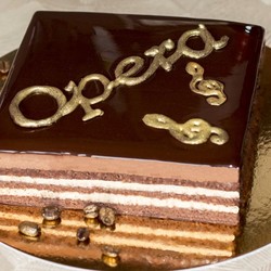 Торт Опера шоколадный бисквит