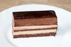 название картинки Торт Опера шоколадный бисквит