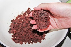 название картинки Шоколадный Торт Пьяная вишня с коньяком и кокосовой стружкой