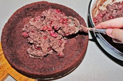 название картинки Шоколадный Торт Пьяная вишня с коньяком и кокосовой стружкой