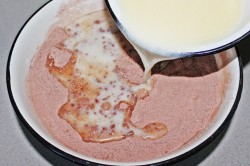 название картинки Шоколадный Торт Пьяная вишня с коньяком и кокосовой стружкой