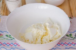 название картинки Бисквитный Торт Рафаэлло с миндалем и кокосовой стружкой