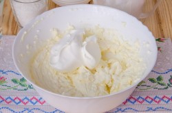 название картинки Бисквитный Торт Рафаэлло с миндалем и кокосовой стружкой