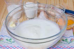 название картинки Бисквитный Торт Рафаэлло с миндалем и кокосовой стружкой