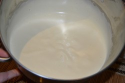 Торт Рождественское полено с вишней