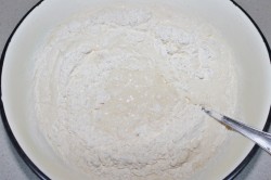 название картинки Торт Фруктовая нежность с цветами