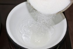 название картинки Торт Фруктовая нежность с цветами