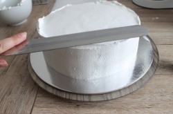 название картинки Торт с меренгами