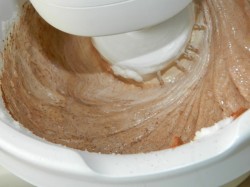 название картинки Торт с черносливом и орехами