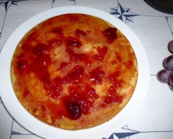 Торт с клубничным вареньем - шаг 5 Торт с клубничным вареньем - шаг 5