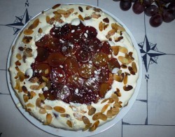 Торт с клубничным вареньем - шаг 9 Торт с клубничным вареньем - шаг 9