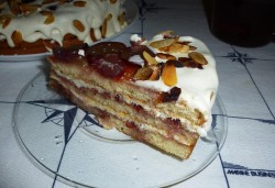 Торт с клубничным вареньем - шаг 10 Торт с клубничным вареньем - шаг 10