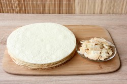 название картинки Торт с кокосовой стружкой