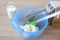 название картинки Торт с кокосовой стружкой