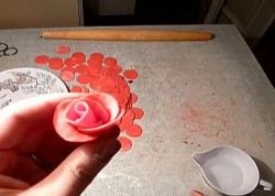 название картинки Торт с розами из мастики