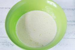 название картинки Торт с вареньем на кефире