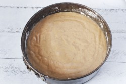 название картинки Торт с вареньем на кефире