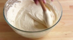 название картинки Торт Шкатулка с клубникой