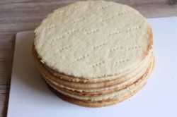 название картинки Торт Штефания с цветами и маскарпоне