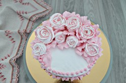 название картинки Торт Штефания с цветами и маскарпоне