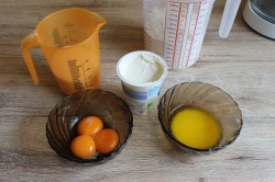 название картинки Торт Штефания с цветами и маскарпоне