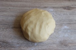 название картинки Торт Штефания с цветами и маскарпоне