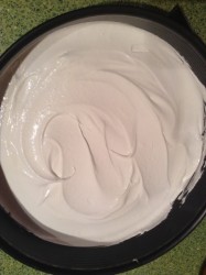 Торт Сникерс с вареным сгущенным молоком - шаг 8 Торт Сникерс с вареным сгущенным молоком - шаг 8