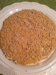 Торт Сникерс с вареным сгущенным молоком - шаг 11 Торт Сникерс с вареным сгущенным молоком - шаг 11