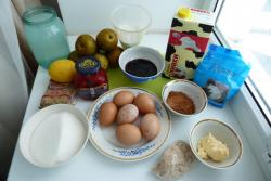 название картинки Торт со взбитыми сливками и фруктами