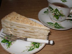 Яблочный торт из песочного теста