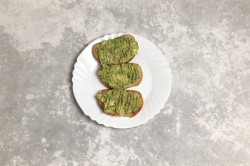 название картинки Тосты с авокадо