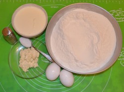 Тарталетки с начинкой из крабовых палочек - шаг 1 Тарталетки с начинкой из крабовых палочек - шаг 1