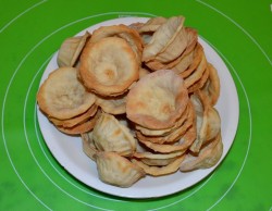 Тарталетки с начинкой из крабовых палочек - шаг 13 Тарталетки с начинкой из крабовых палочек - шаг 13