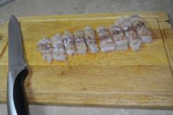 Треска в горшочке с вином и рисом