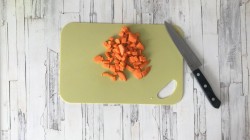 Тушеная капуста с мясом и картошкой - шаг 2